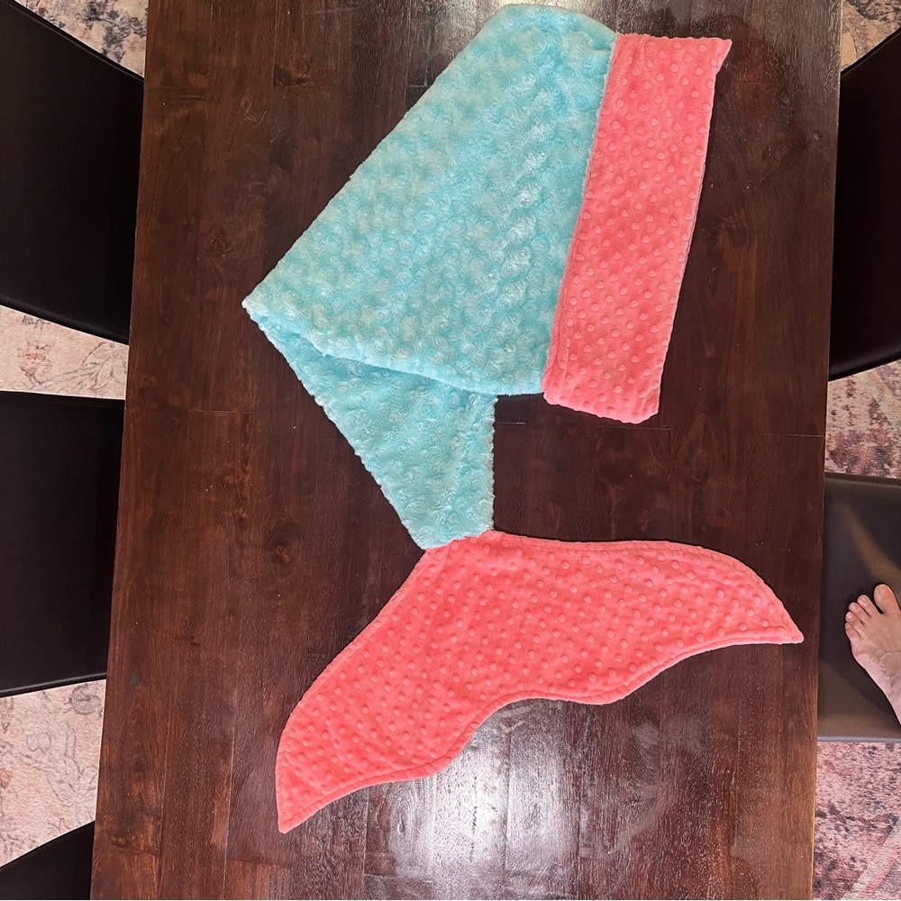 Cozy Mermaid Tail Blanket for Kids - Pink and Blue. By Tara’s Cozy Creations. - Picture 7 of 12